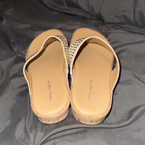 easy spirit women’s sandals - Picture 3 of 5